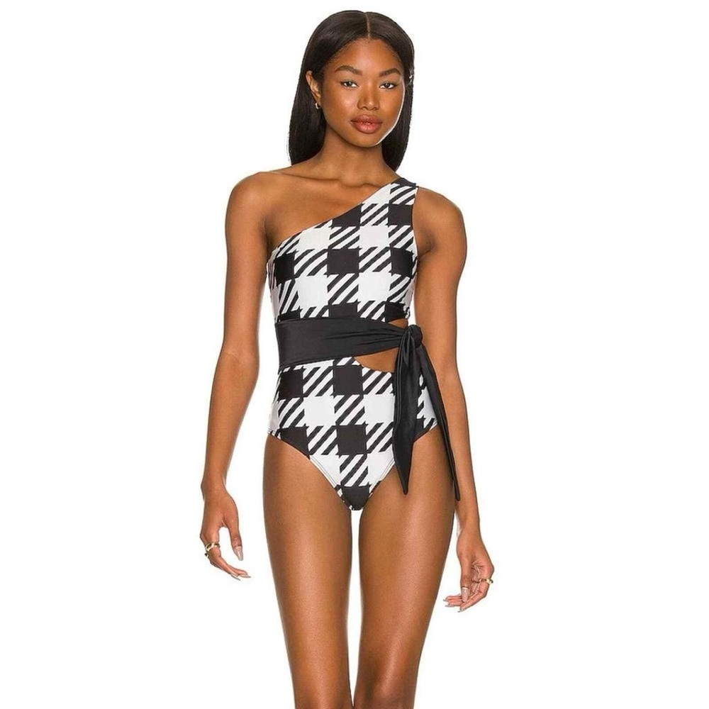 Beach Riot Carlie one piece in Houndstooth